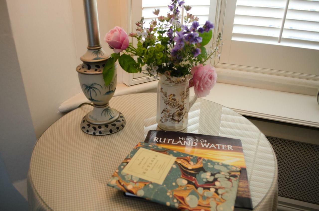 The Hollies Bed And Breakfast Uppingham Extérieur photo
