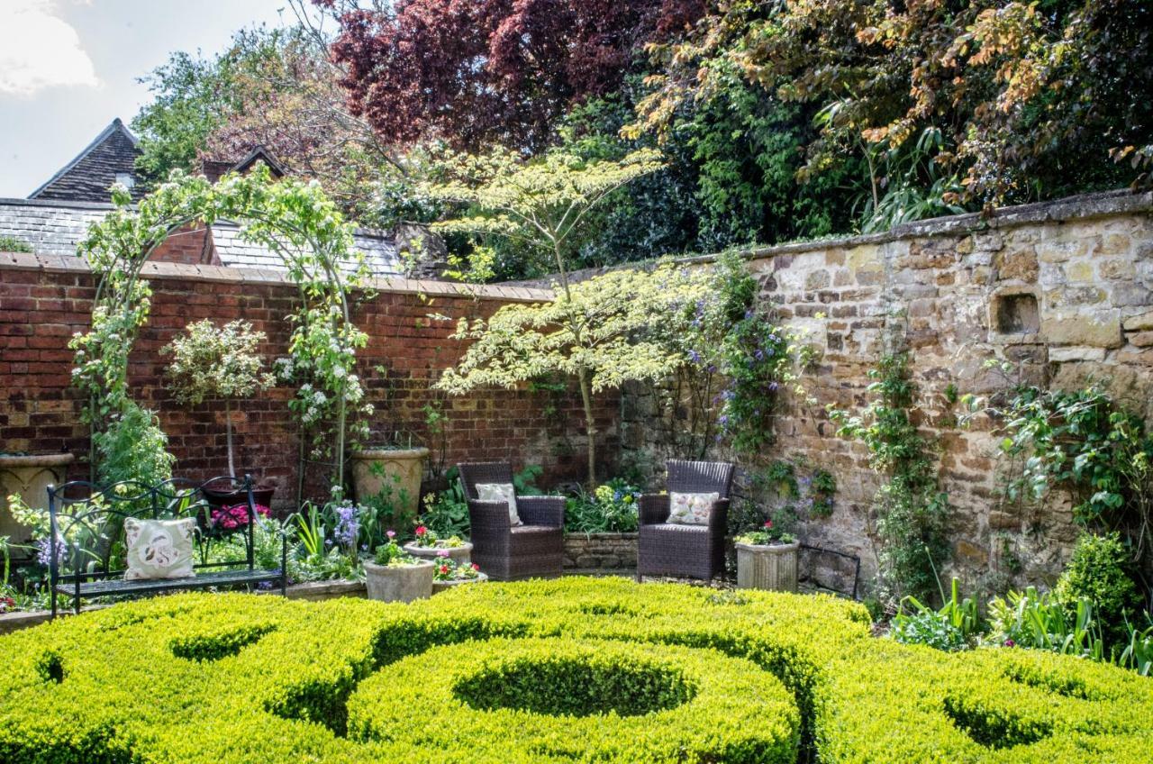 The Hollies Bed And Breakfast Uppingham Extérieur photo